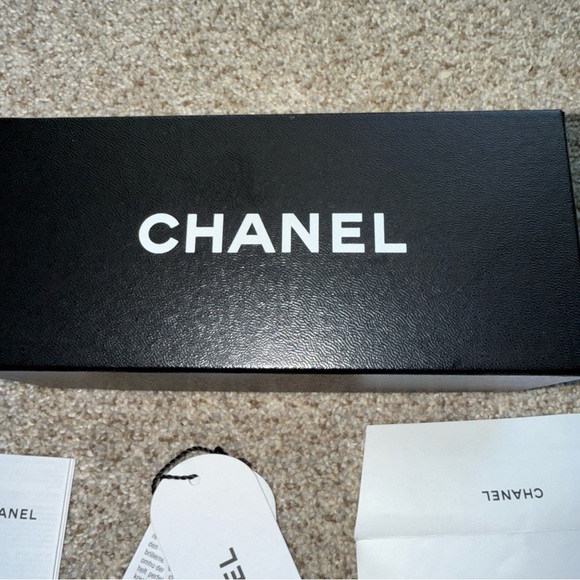 EMPTY Authentic CHANEL SUNGLASS BOX. - Picture 3 of 8